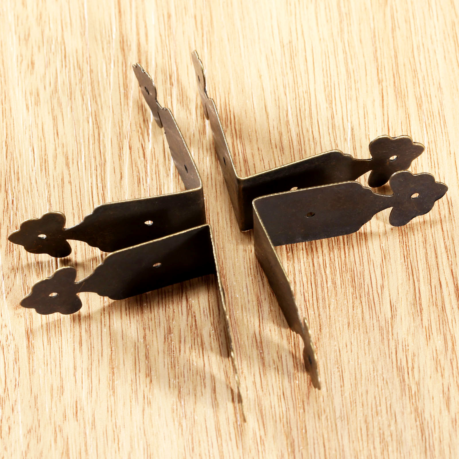 Protecteurs d'angle décoratifs - Furniture Hardware Decorative avis et prix