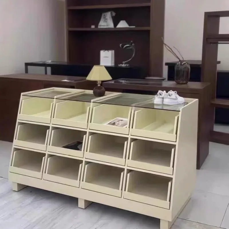 Meuble de présentation en verr - Furniture Hardware Store avis et prix